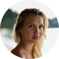 Hitomi – MyoGlow customer